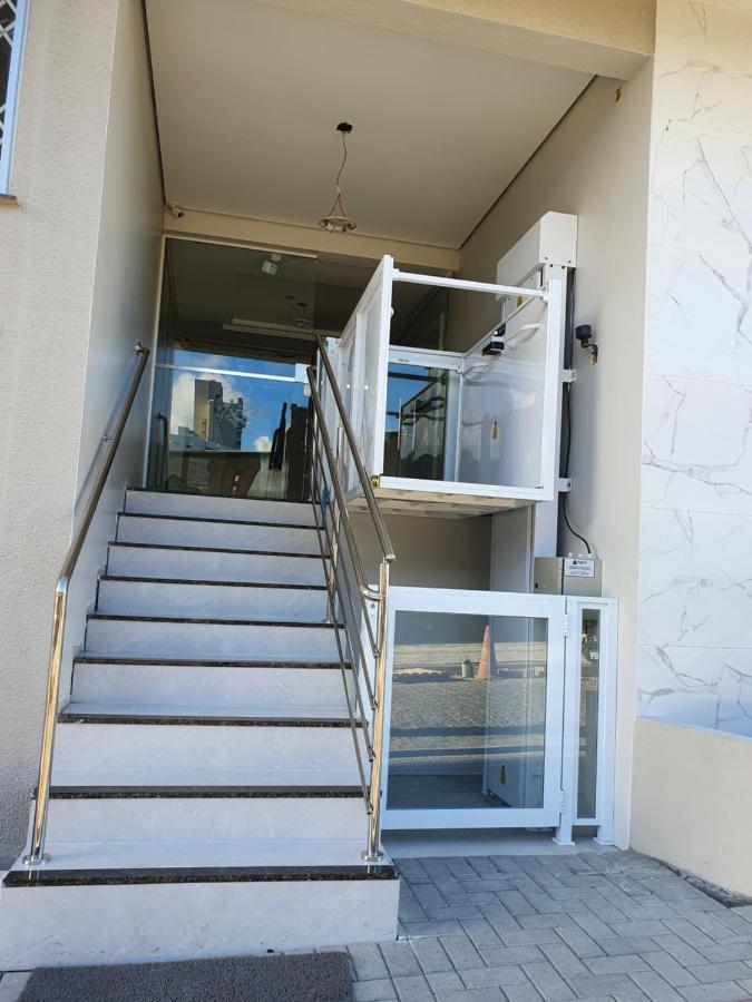 Apartamento Dona Elvira Piçarras Exteriör bild