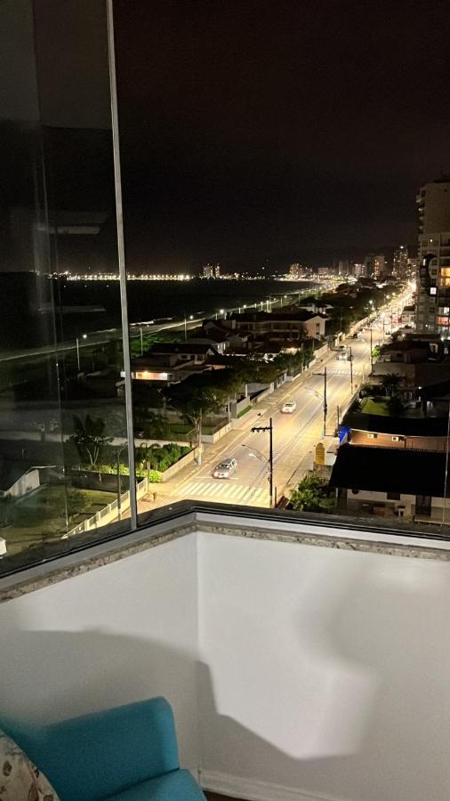 Apartamento Dona Elvira Piçarras Exteriör bild